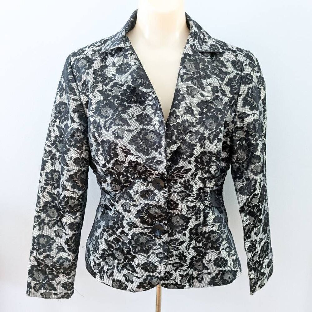 Scott Taylor Petite Floral Lace Print Black and Silver Blazer